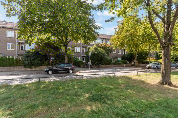Admiraal de Ruyterlaan 59 in Hilversum foto