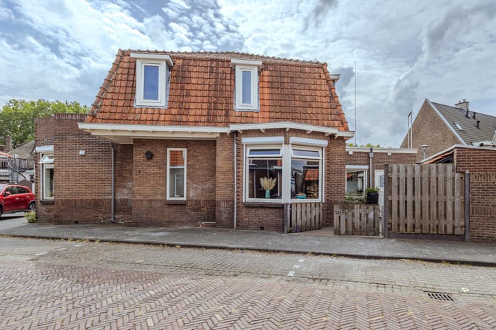 Foto van woning Admiraal de Ruyterstraat 85, Sliedrecht