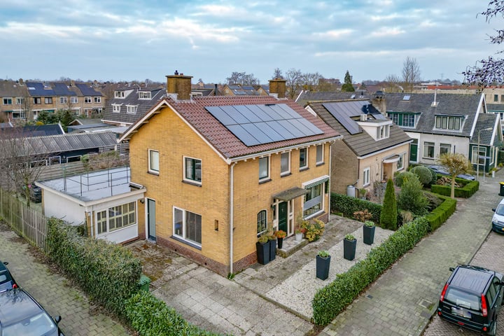 Admiraal de Ruyterstraat 9 in Krimpen aan de Lek foto