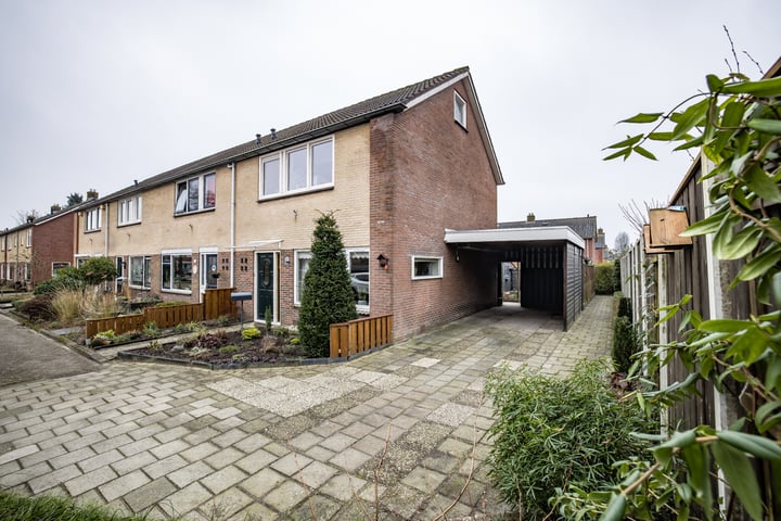 Admiraal de Ruyterweg 17d in Wierden foto