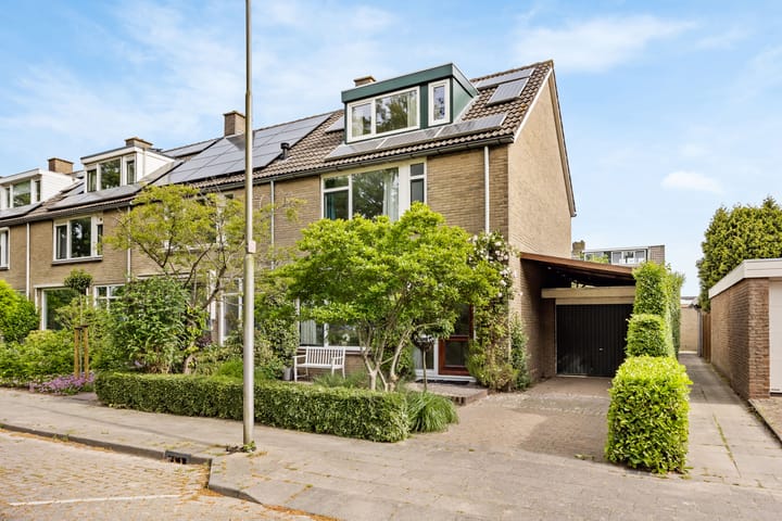 Foto van woning Admiraal Helfrichsingel 2, Oud-Beijerland
