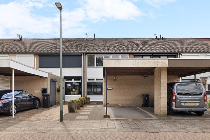 Admiraal Helfrichstraat 86 in Roermond foto