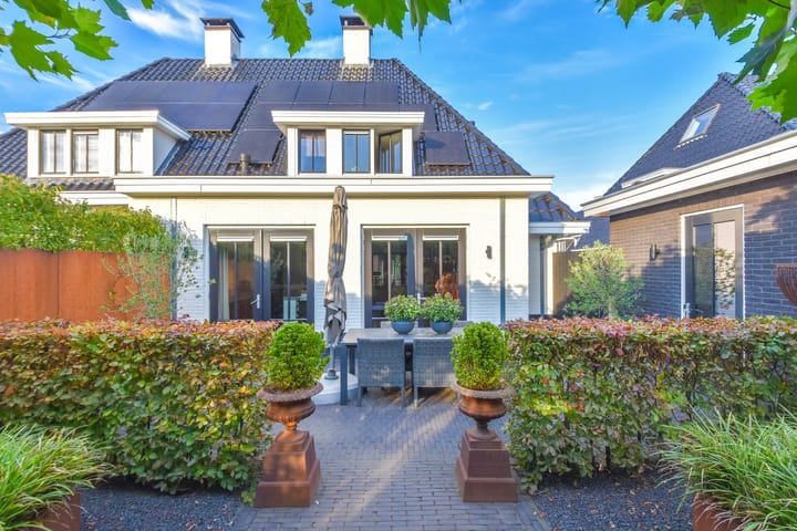 Adriaan de Grootlaan 12 in Blaricum foto