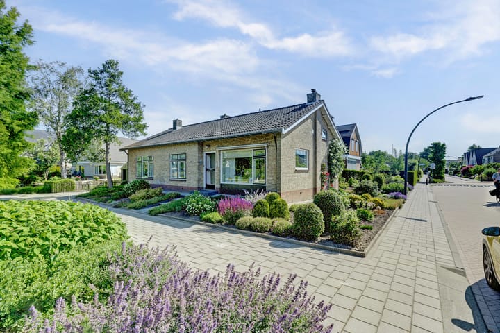 Foto van woning Adriaan Heijnisstraat 25, Nieuw-Lekkerland
