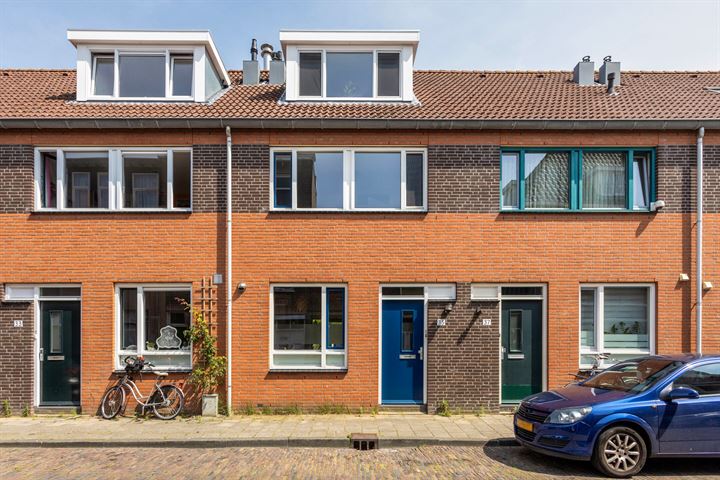 Adriaan Loosjesstraat 35 in Haarlem foto