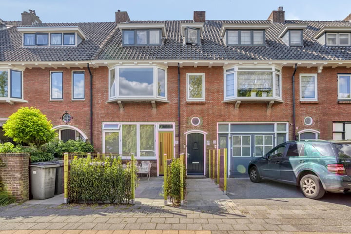 Adriaan Pauwstraat 23 in Wassenaar