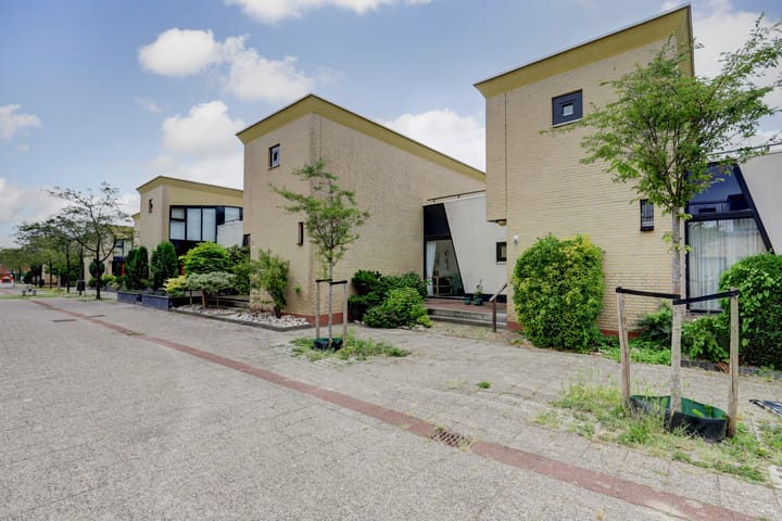 Foto van woning Adriaan Pieterslaan 25, Hendrik-Ido-Ambacht