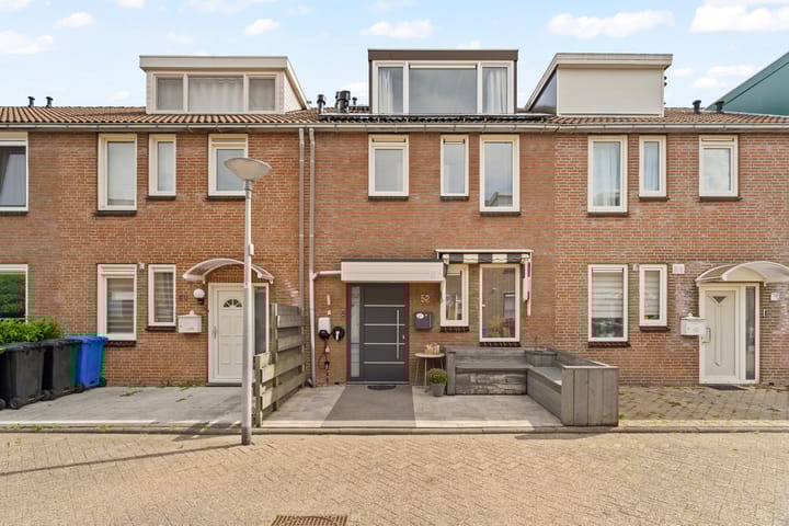 Adriaan Roland Holststraat 52 in Rotterdam