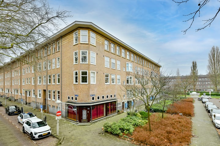 Adriaan van Bergenstraat 8-3 in Amsterdam foto