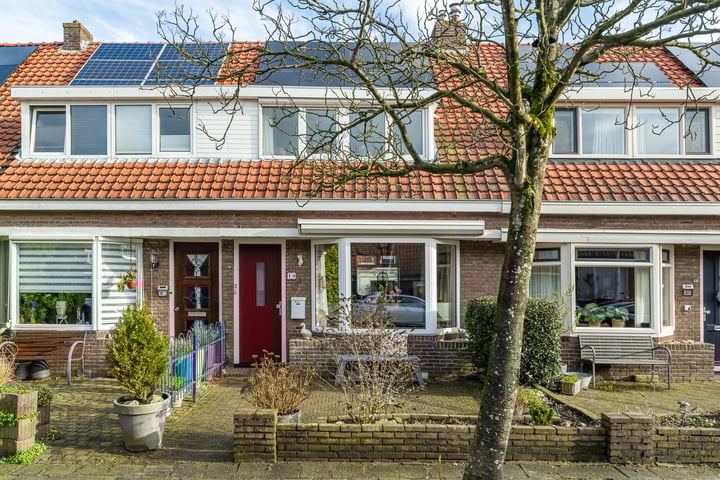 Adriaen Brouwerstraat 19 in Leeuwarden foto