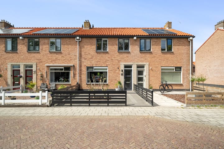 Adrianus IJsbrand Kuiperstraat 40 in Den Helder foto