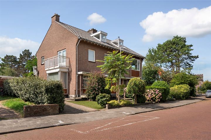 Adriën Moonenweg 28 in 's-Gravenhage foto