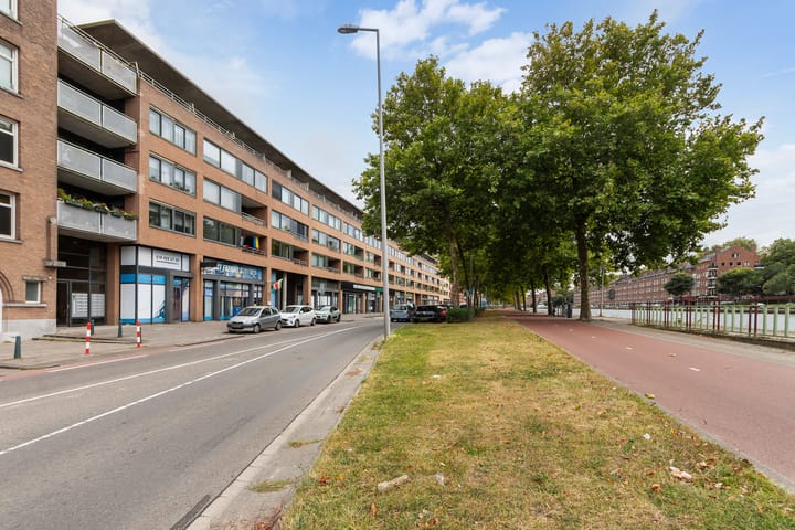 Aelbrechtskade 80H in Rotterdam foto