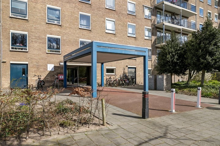 Aert van Neslaan 104 in Oegstgeest foto