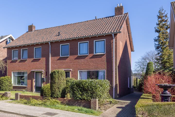 Aert van Nesstraat 6 in Haaksbergen