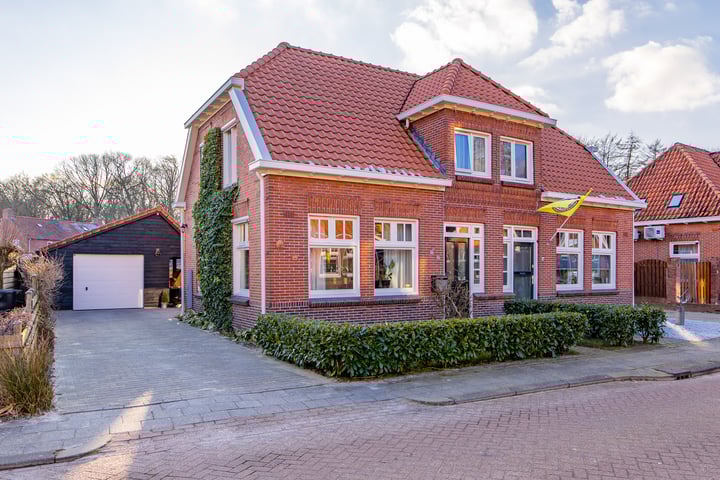 Agostraat 37 in Ter Apel foto