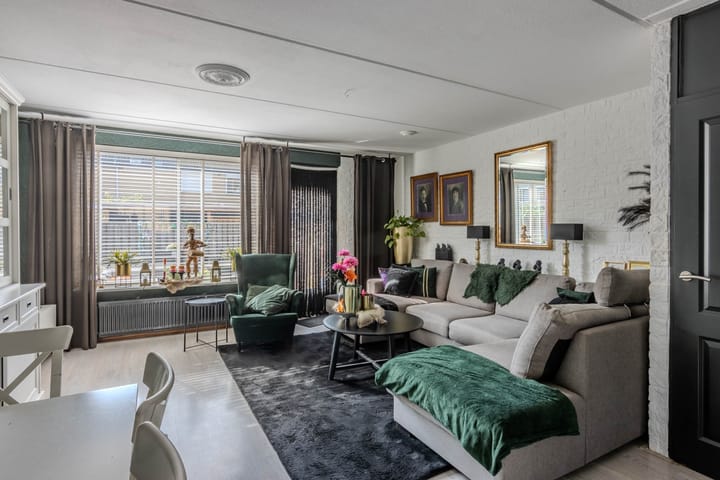 Aïdastraat 12 in Spijkenisse foto