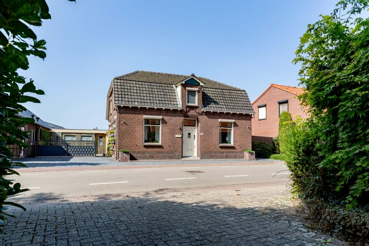 Aijenseweg 24 in Bergen L