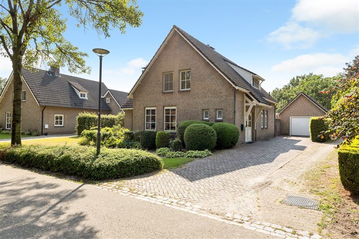 Akkerroosstraat 22 in Bakel foto