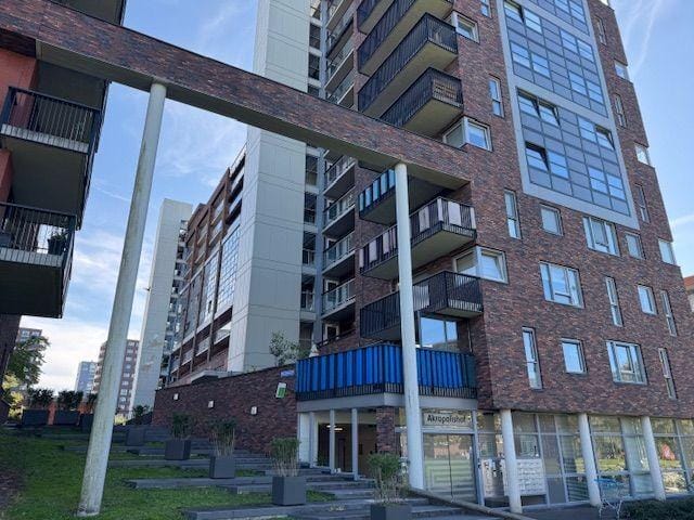 Akropolishof 131 in Delft foto