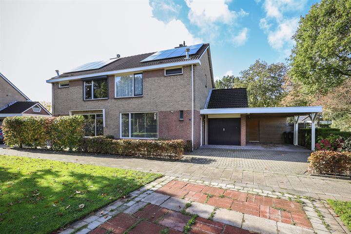 Alardusdreef 1 in Rockanje foto