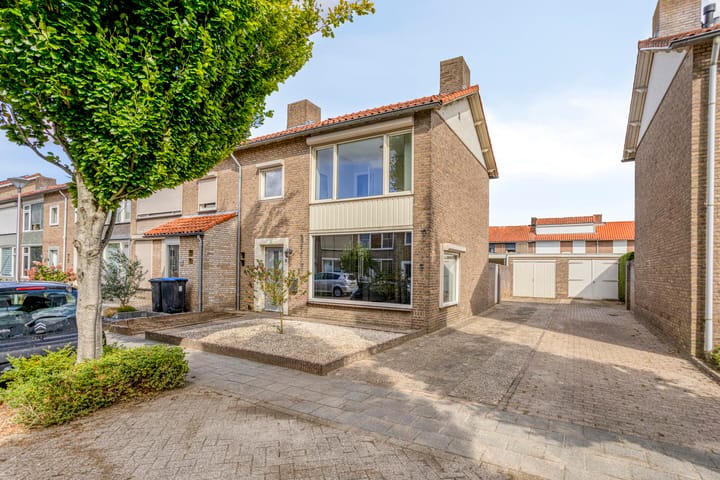 Alb. Thijmstraat 10 in Valkenswaard