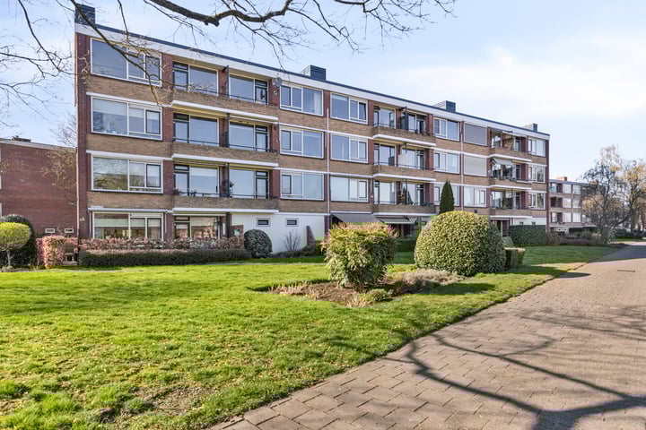 Albardastraat 170 in Apeldoorn foto