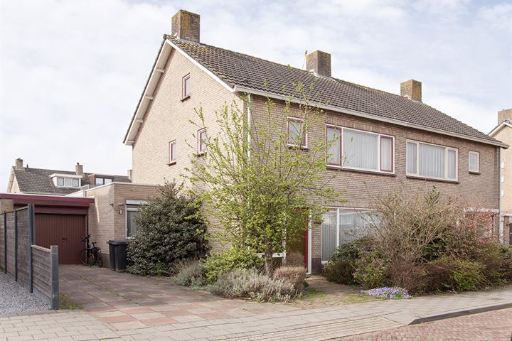 Alberdingk Thijmstraat 14 in Etten-Leur foto