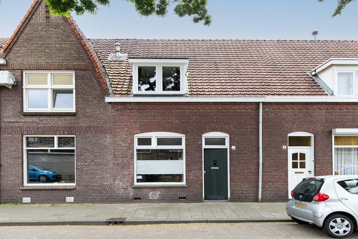 Alberdingk Thijmstraat 4 in Tilburg
