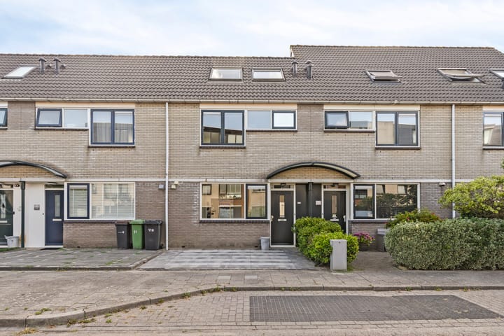 Albert John Luthulistraat 23 in Purmerend foto