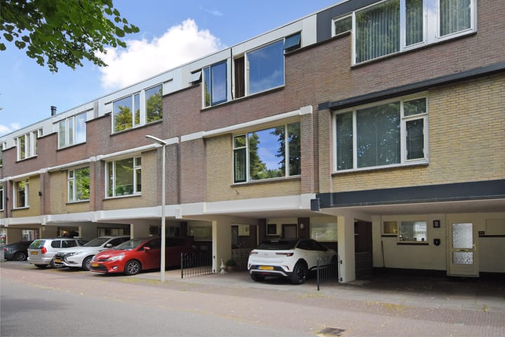 Albert Schweitzerlaan 159 in 's-Gravenhage foto