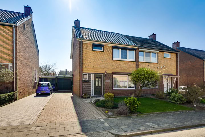 Albert Schweitzerstraat 40 in Ulestraten foto