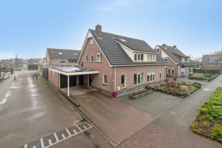 Albert van Meerveldstraat 58 in Zwartebroek foto