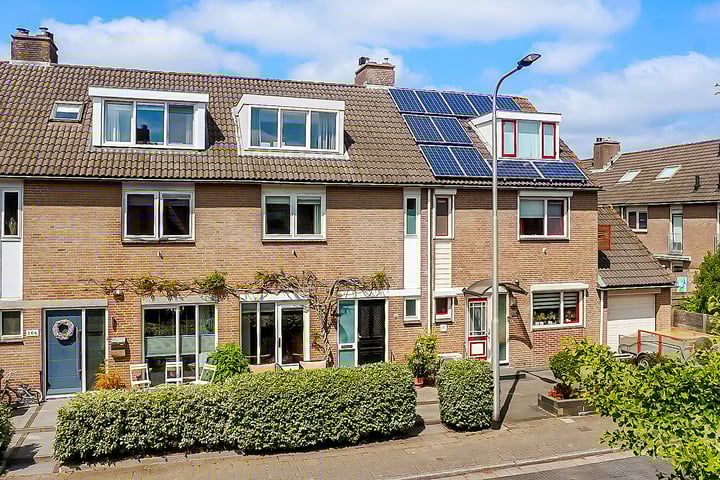 Albert Verweijlaan 104 in Hillegom