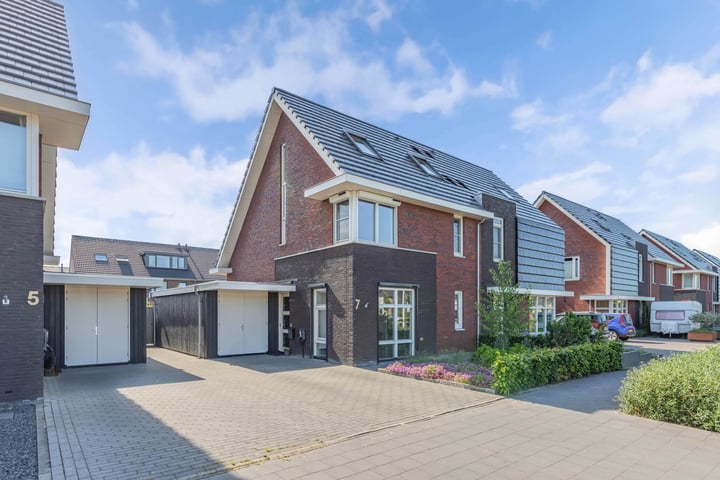 Albert Wiggerssingel 7 in Emmeloord foto