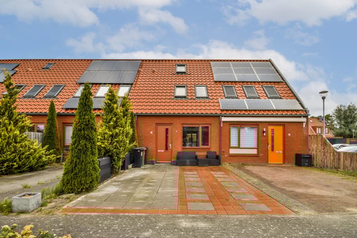 Albertvillelaan 57 in Nieuw-Vennep foto