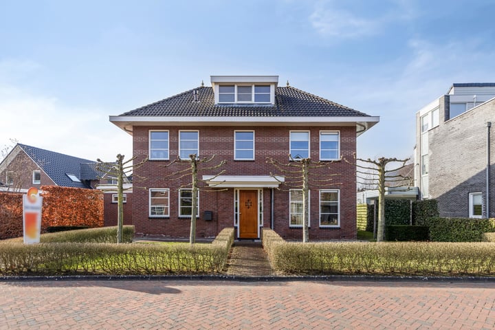 Aletta Jacobshage 1 in Emmeloord foto