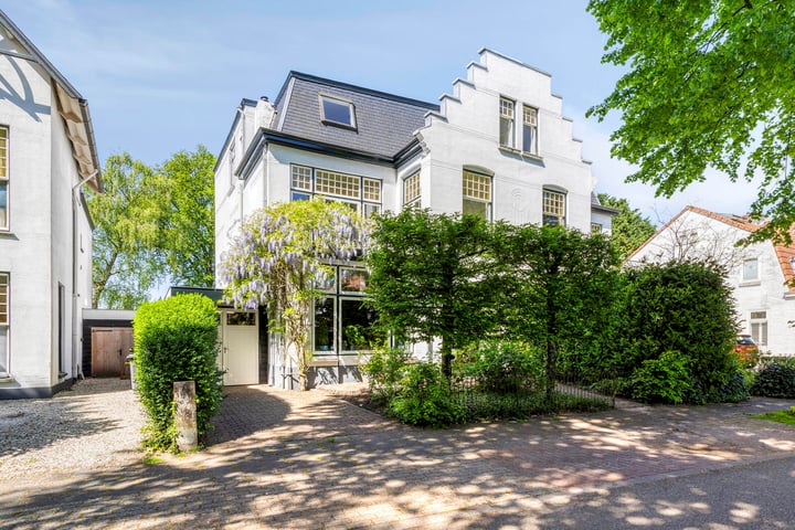 Alexanderlaan 17 in Hilversum