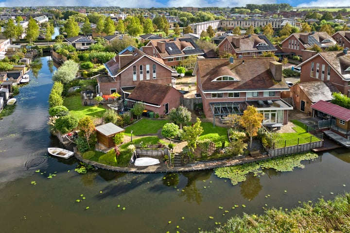 Alida Buitendijk erf 10 in Heerhugowaard foto