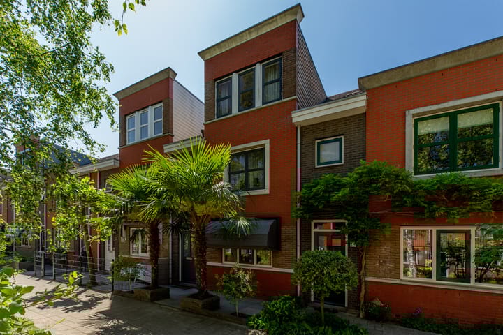 Alkmaardermeer 14 in Barendrecht foto