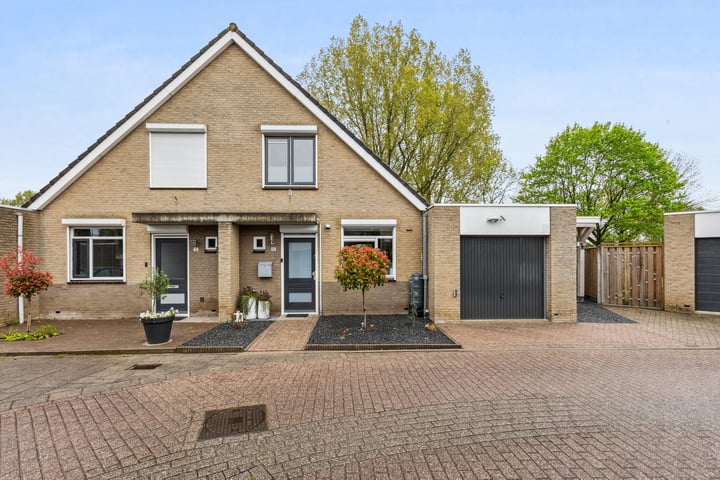 Alkmenegaard 10 in Arnhem foto