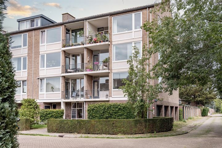 Alphons Diepenbrockstraat 3C in Amersfoort foto