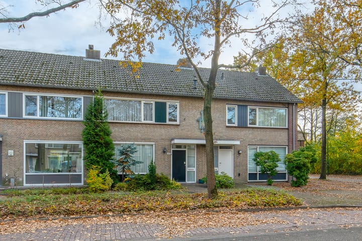 Alsemlaan 30 in Waalre