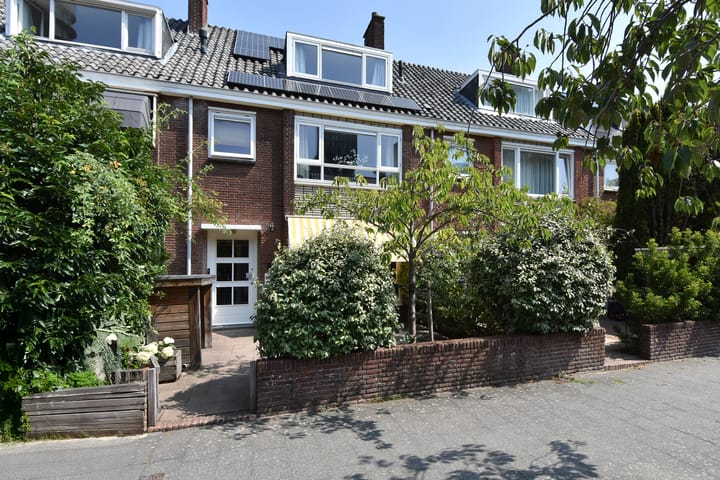 Amalia van Solmsstraat 110 in 's-Gravenhage foto