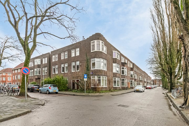 Amalia van Solmsstraat 13a in Groningen foto