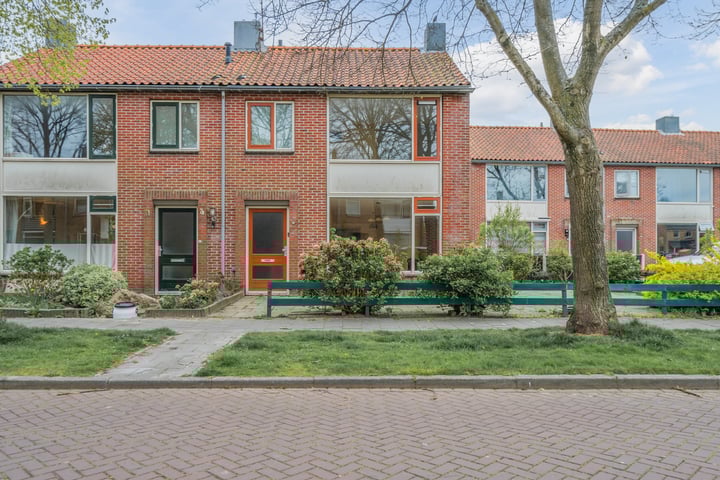 Amalia van Solmsstraat 43 in Noord-Scharwoude foto