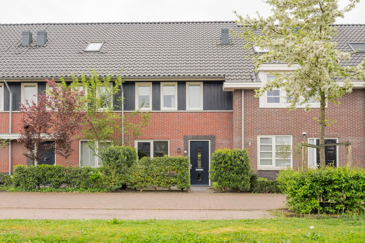 Amandel 7 in Nijkerk