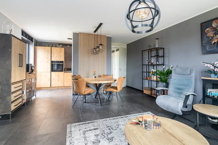 Ambachtsgaarde 326 in 's-Gravenhage foto