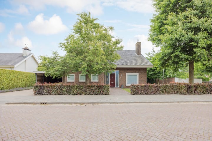 Foto van woning Ambachtsherenlaan 65, Raamsdonksveer