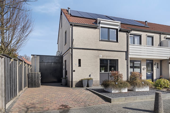 Ambachtstraat 29 in Haaksbergen foto